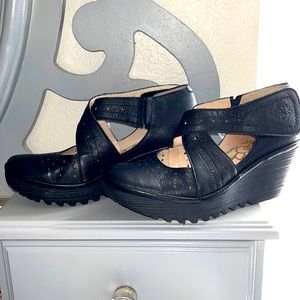 Fly London heeled Ankle strap woman’s size 38, black leather